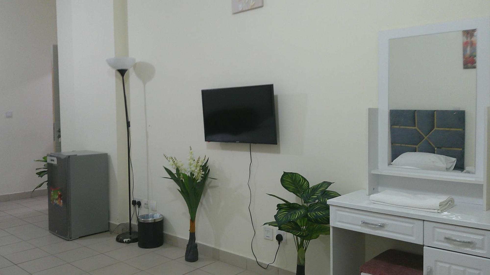 Ruby Star Hostel Dubai F2 Ngoại thất bức ảnh