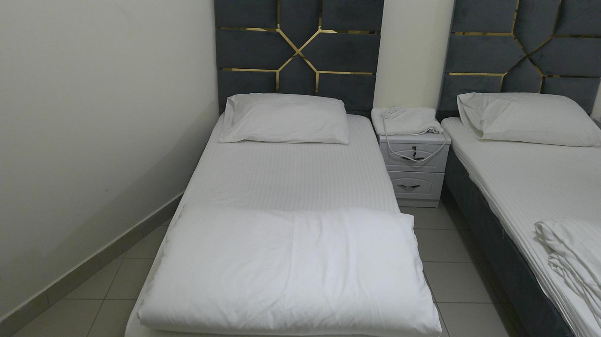Ruby Star Hostel Dubai F2 Ngoại thất bức ảnh